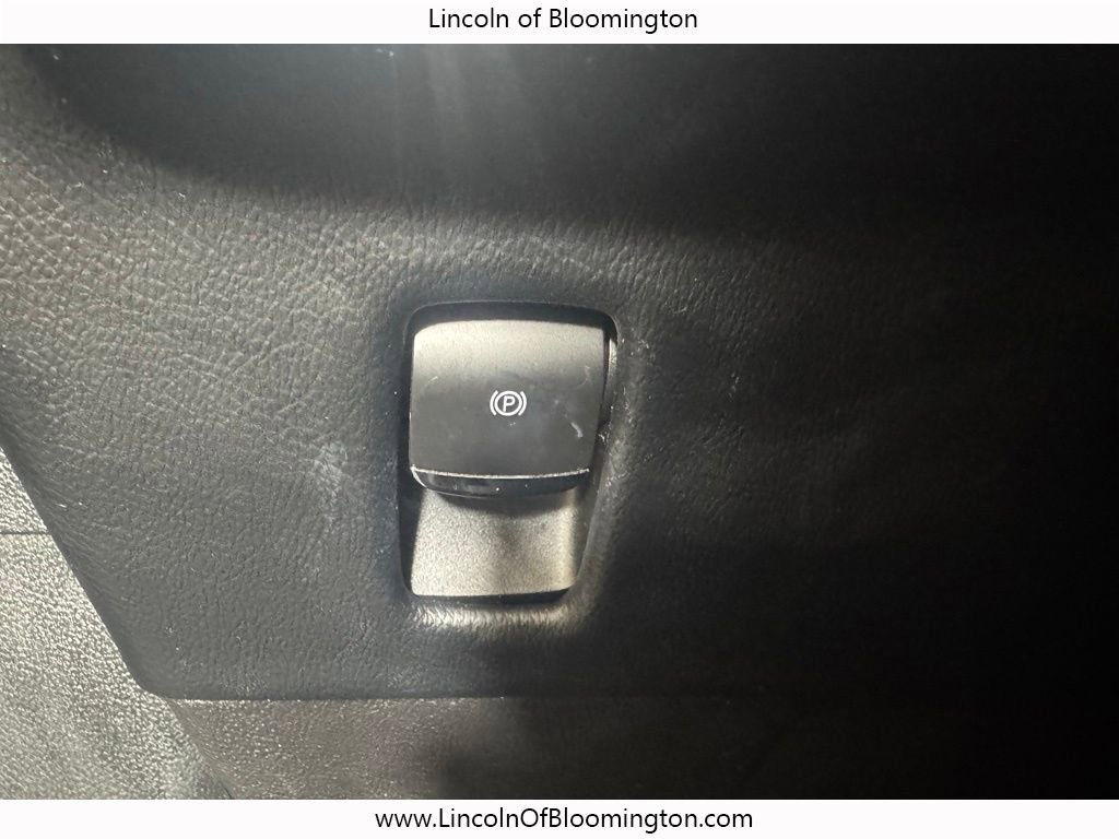 Certified 2023 Lincoln Nautilus Reserve w/ Equipment Group 201A image 39