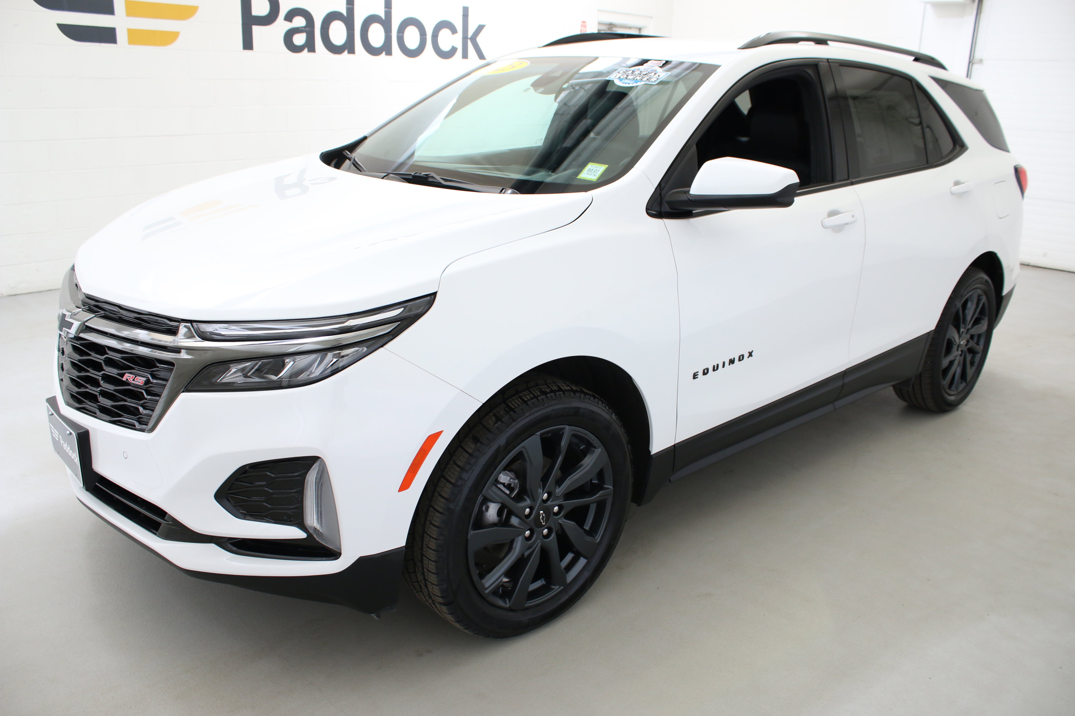 Used 2023 Chevrolet Equinox RS AWD/4WD image 3