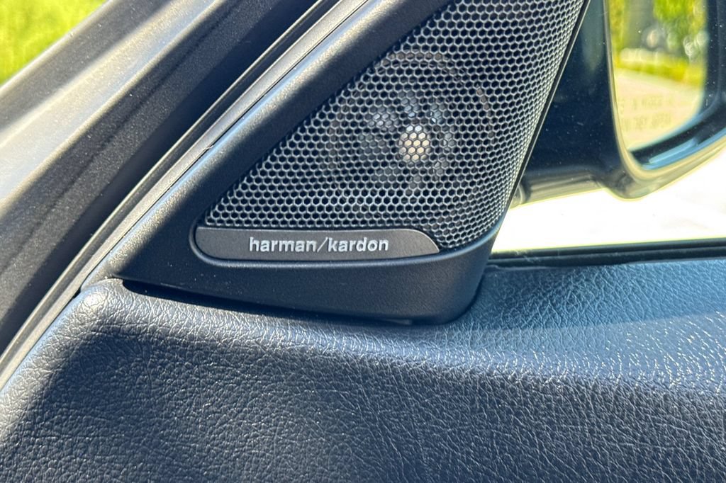 Used 2020 BMW 430i Coupe w/ M Sport Package RWD image 18