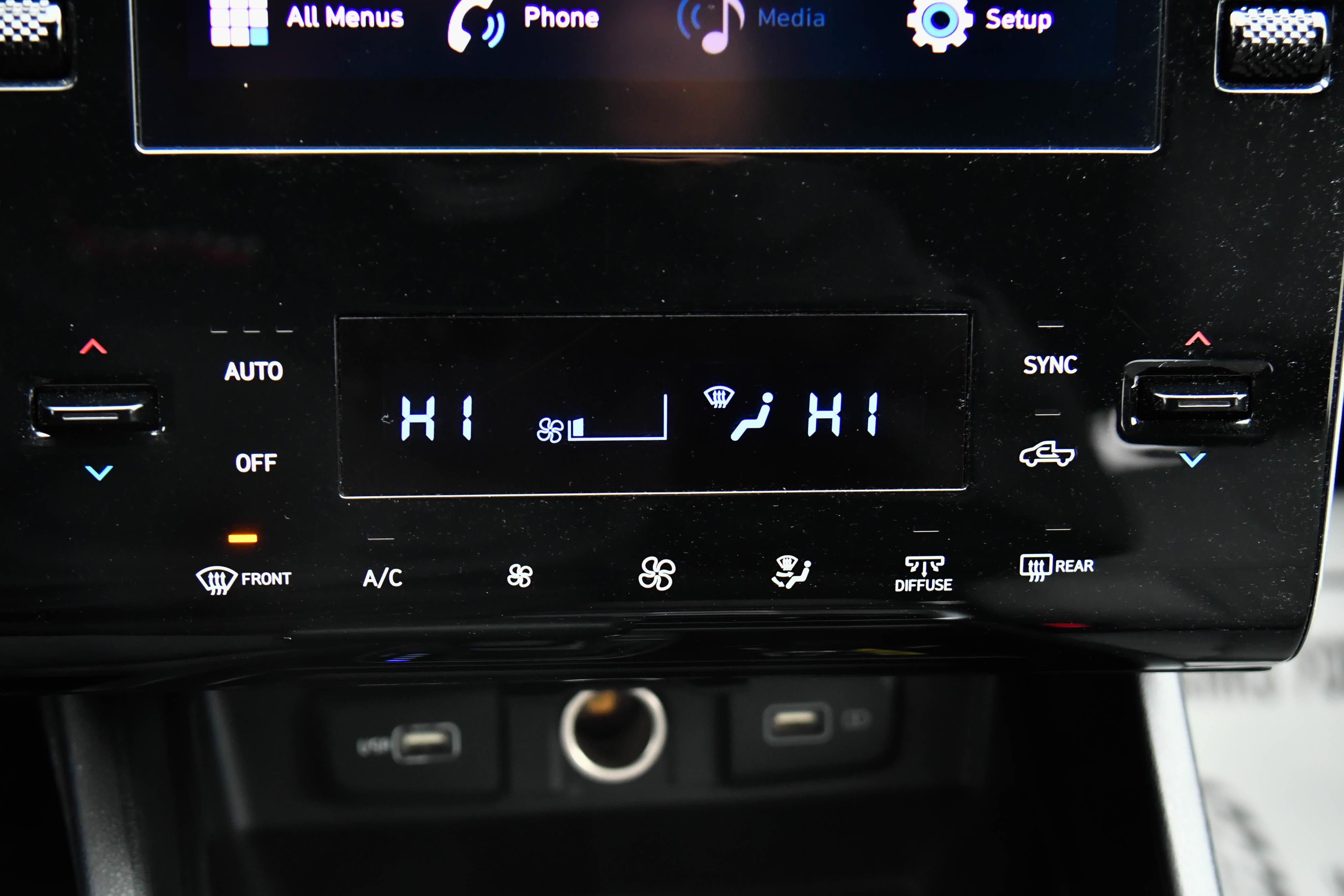 Used 2024 Hyundai Santa Cruz SEL image 23