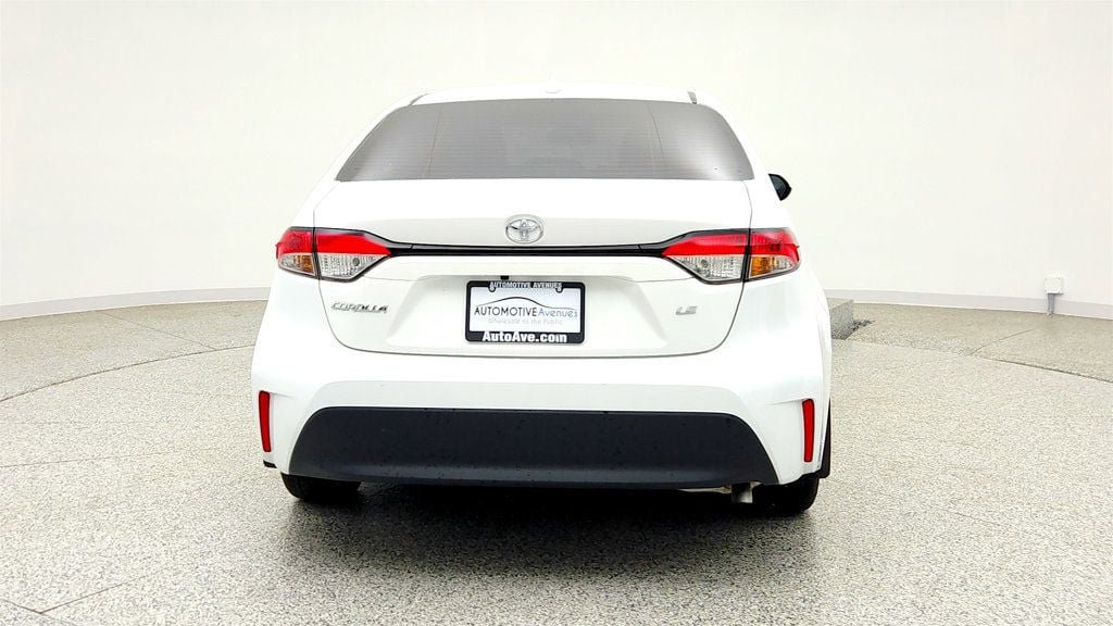 Used 2025 Toyota Corolla LE w/ LE Premium Package FWD image 6