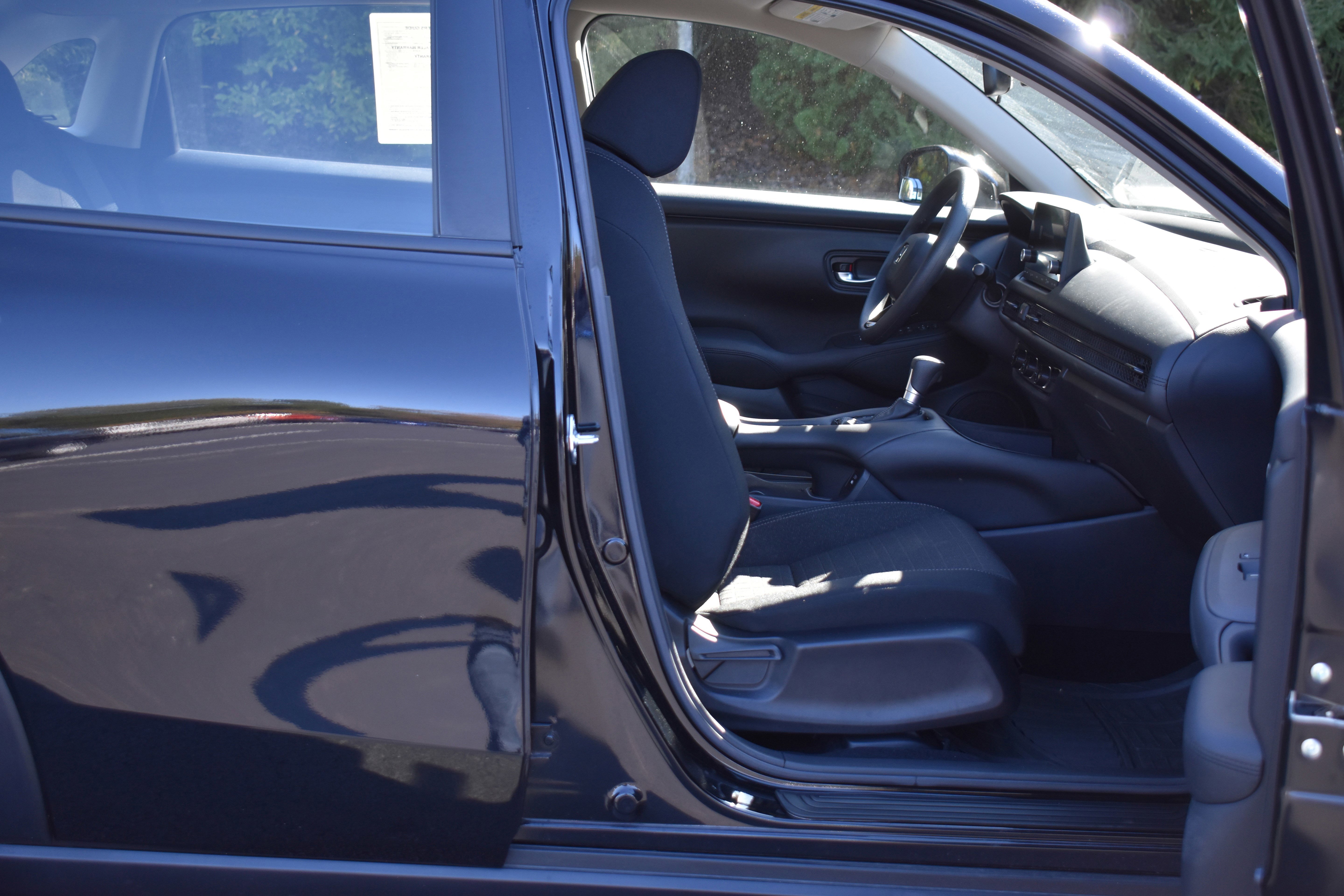 Certified 2024 Honda HR-V LX image 23