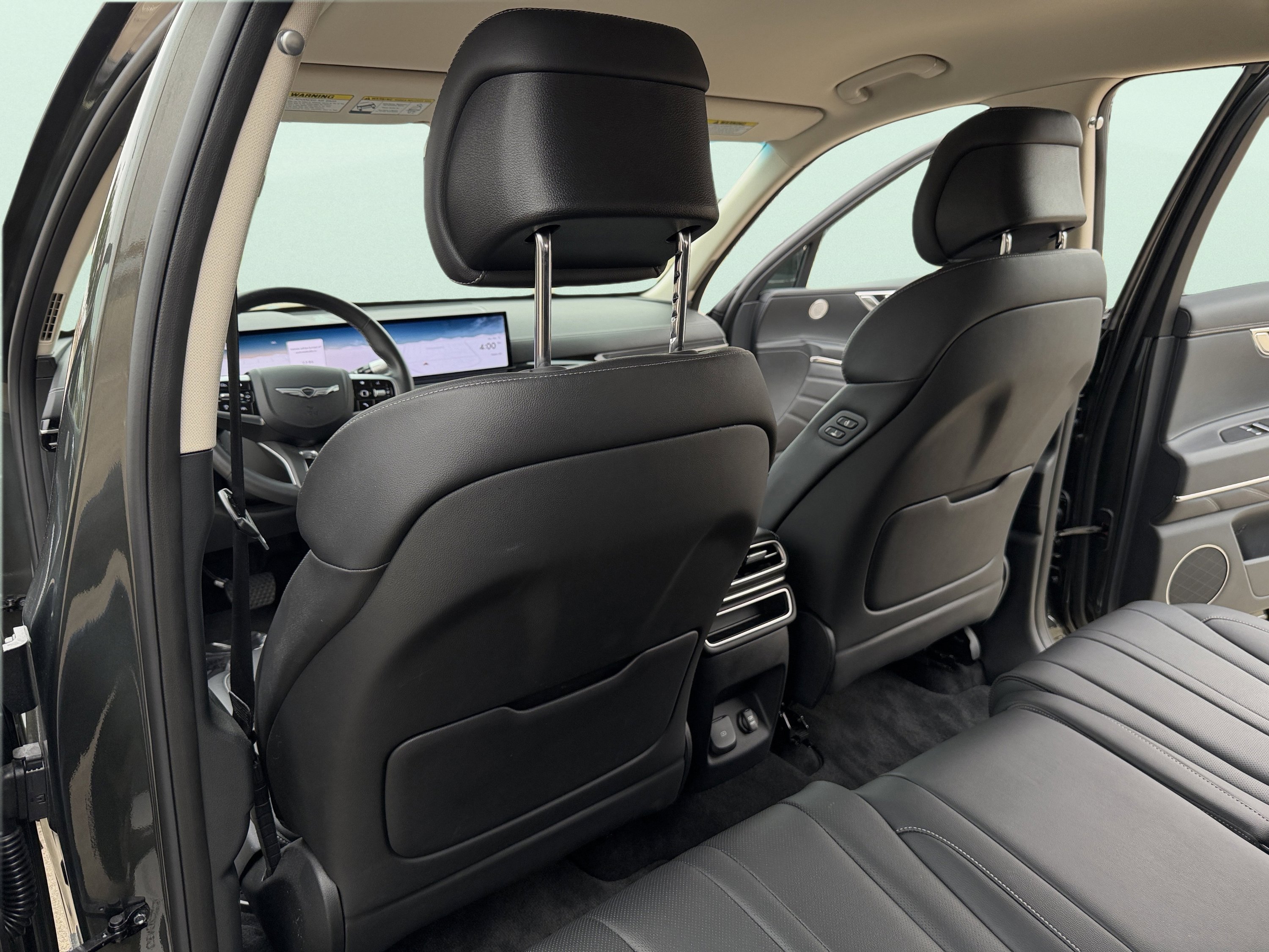 Used 2025 Genesis GV80 2.5T Standard image 29