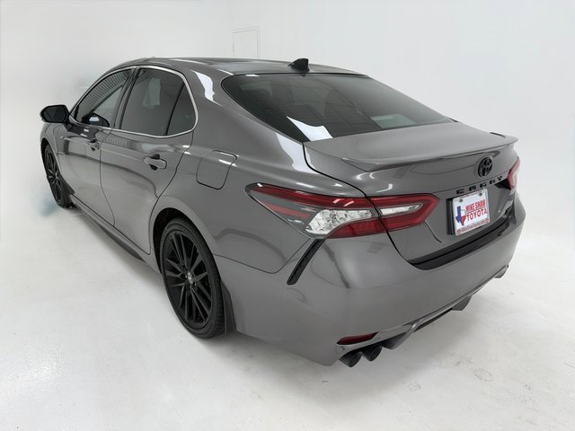Used 2021 Toyota Camry XSE image 39