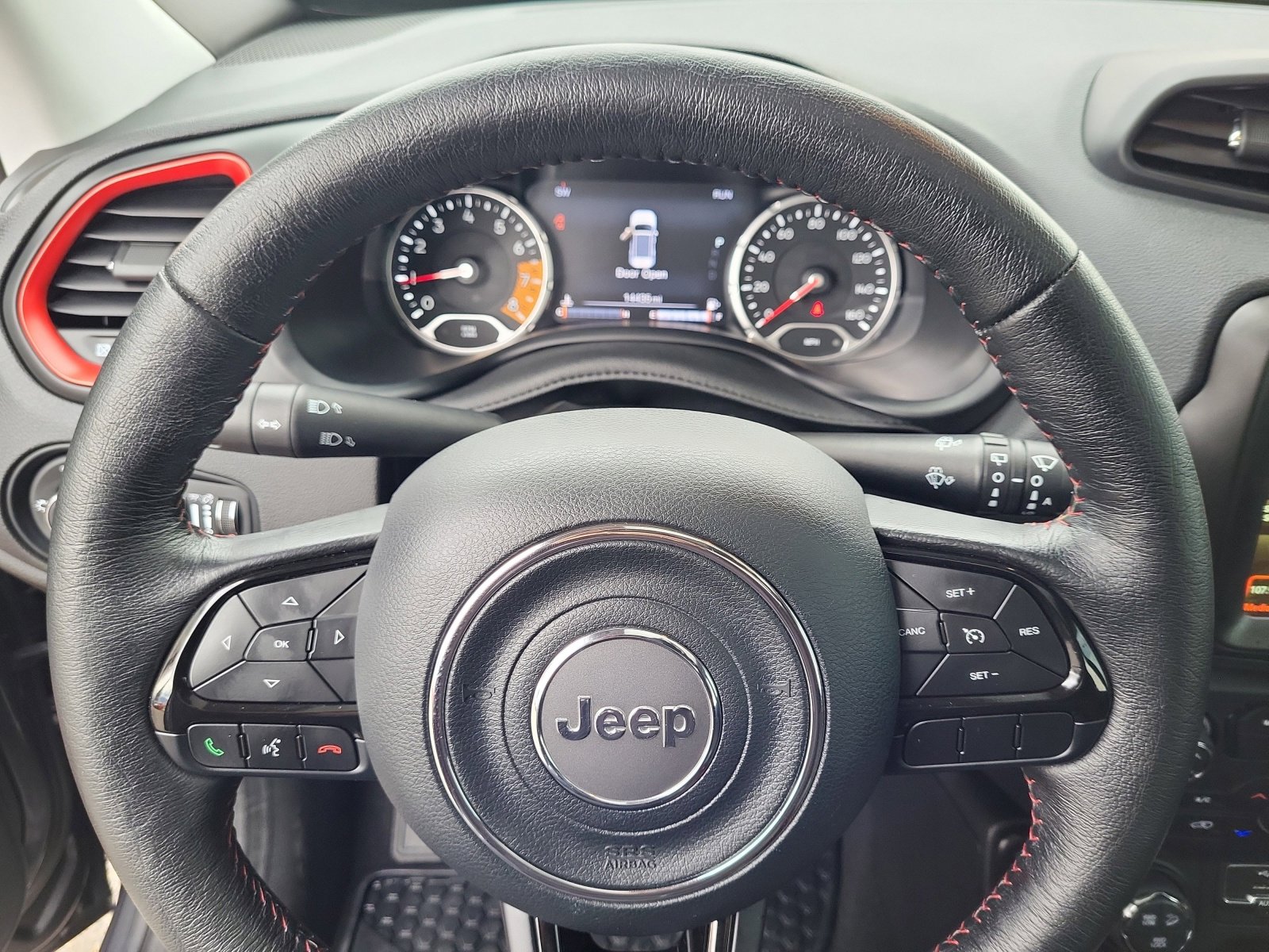 Used 2022 Jeep Renegade Trailhawk w/ Sun/Sound Group image 10