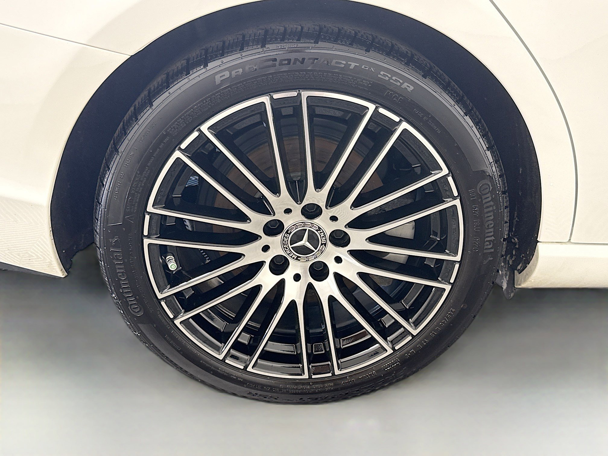 Used 2025 Mercedes-Benz C 300 4MATIC Sedan image 33