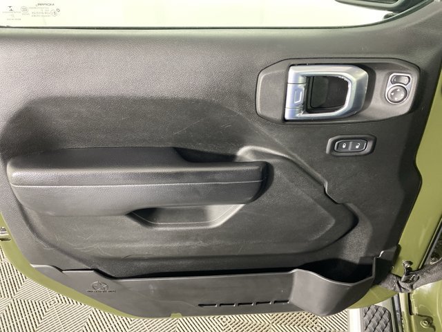 Used 2022 Jeep Gladiator Sport AWD/4WD image 15