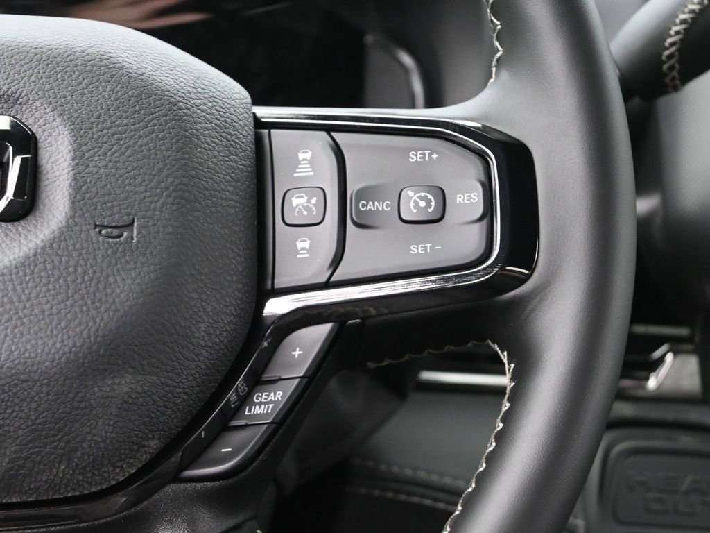 New 2026 RAM 2500 Limited AWD/4WD image 29