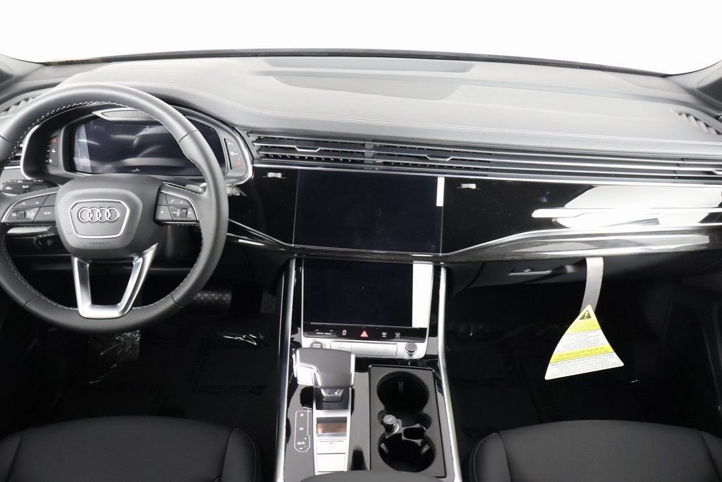 New 2026 Audi Q7 3.0T Premium Plus AWD/4WD image 4