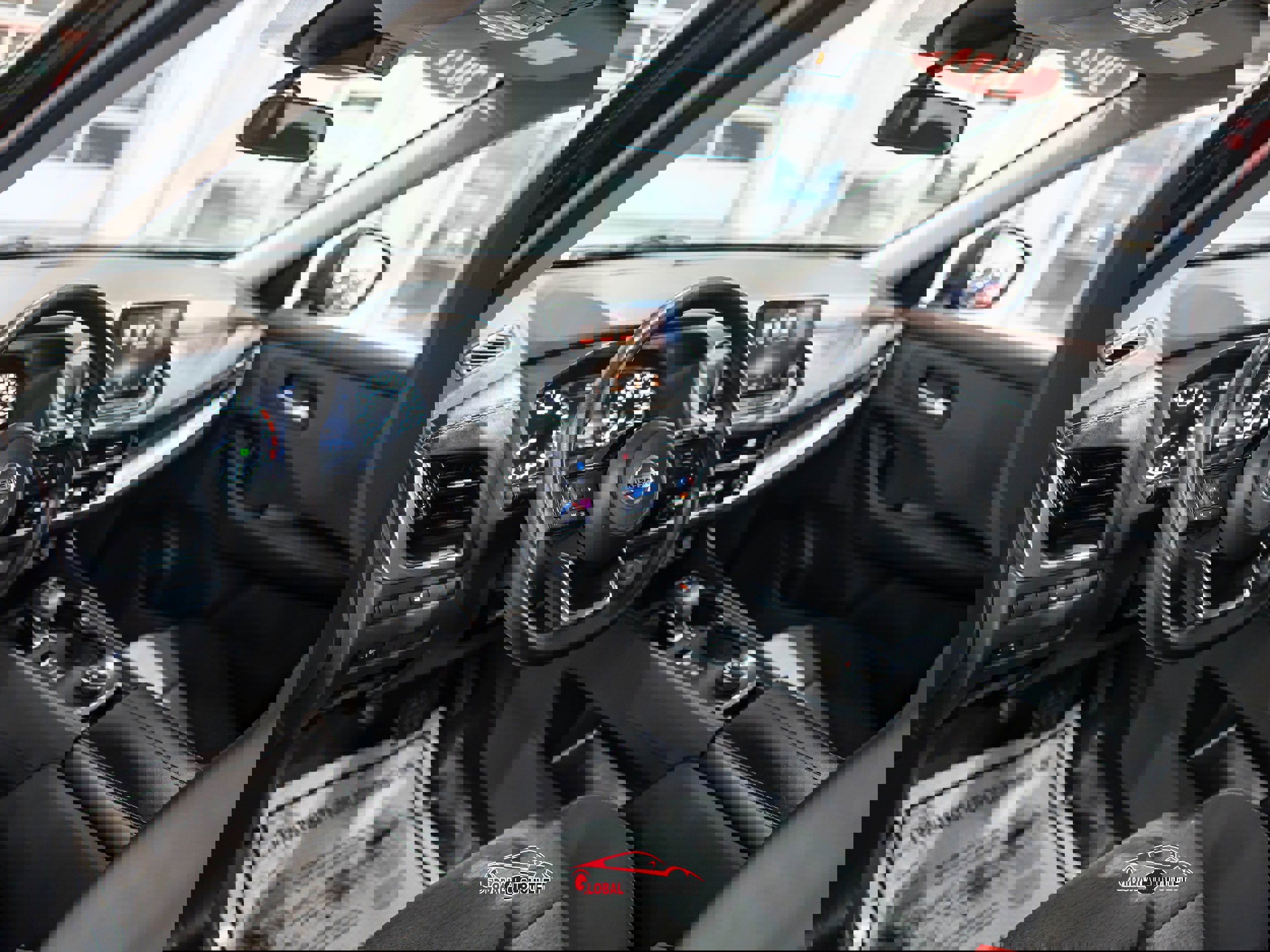 Used 2021 Nissan Rogue SV image 13