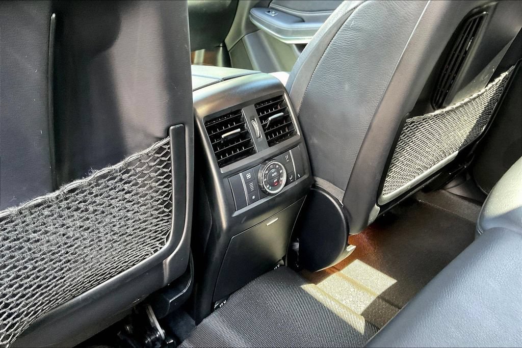Used 2019 Mercedes-Benz GLS 550 4MATIC w/ Driver Assistance Package image 10