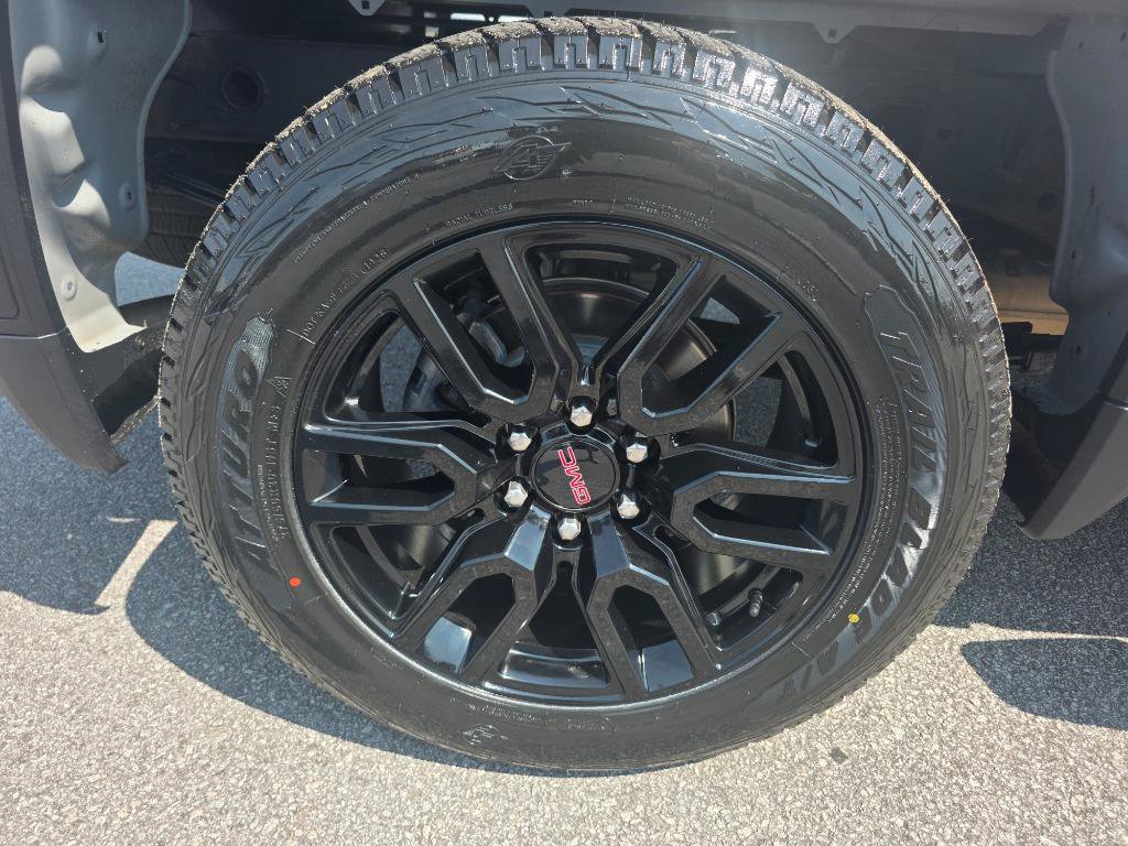 Used 2024 GMC Sierra 1500 Elevation w/ LPO, Elevation Black Package RWD image 19