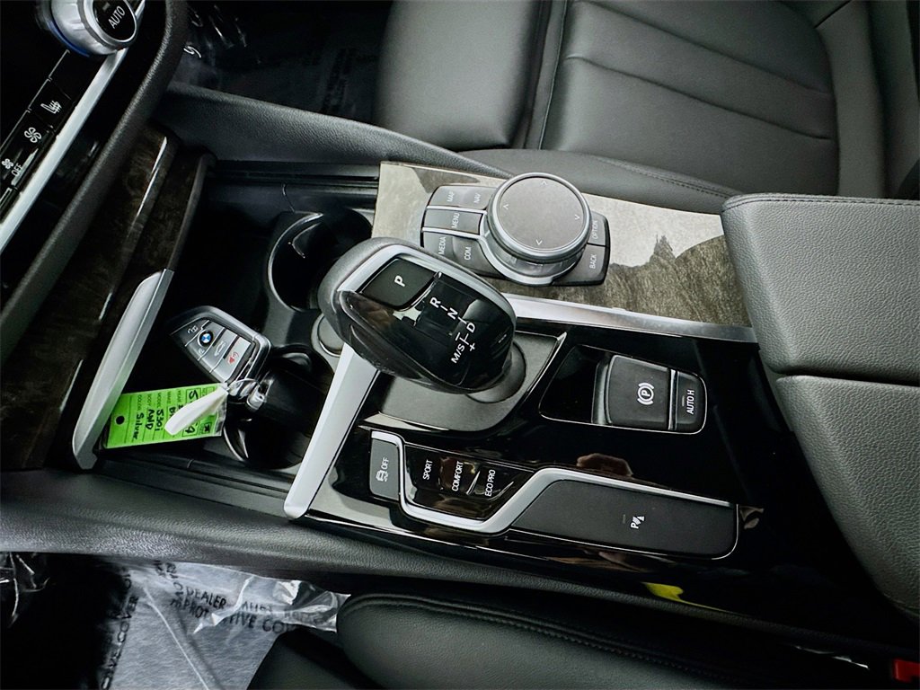 Used 2020 BMW 530i xDrive w/ Executive Package image 23