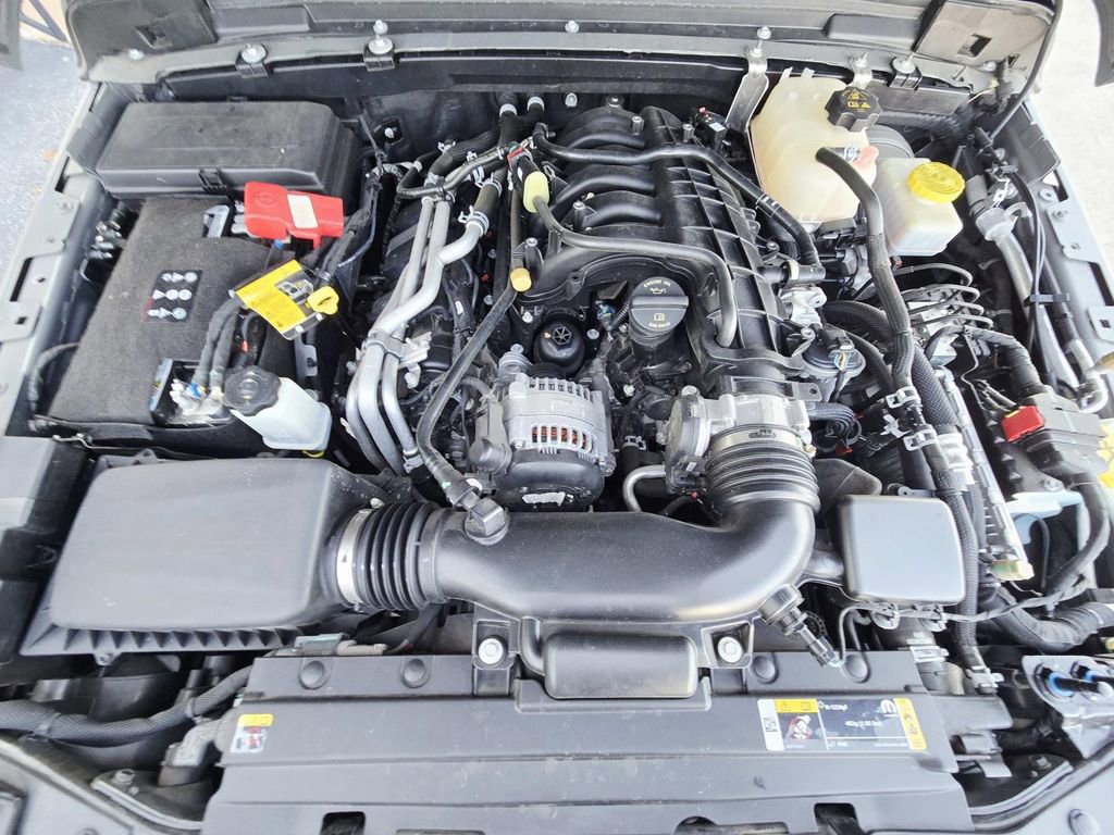 Used 2022 Jeep Wrangler Sport S image 19