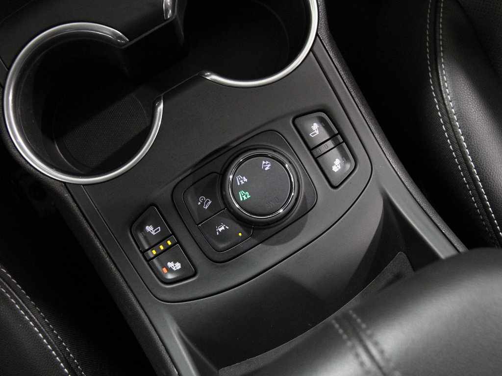 Certified 2022 GMC Terrain SLT w/ Infotainment Package II image 17