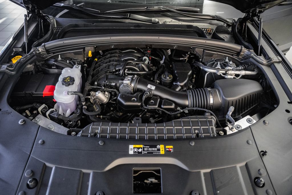 New 2025 Jeep Grand Cherokee Altitude image 18