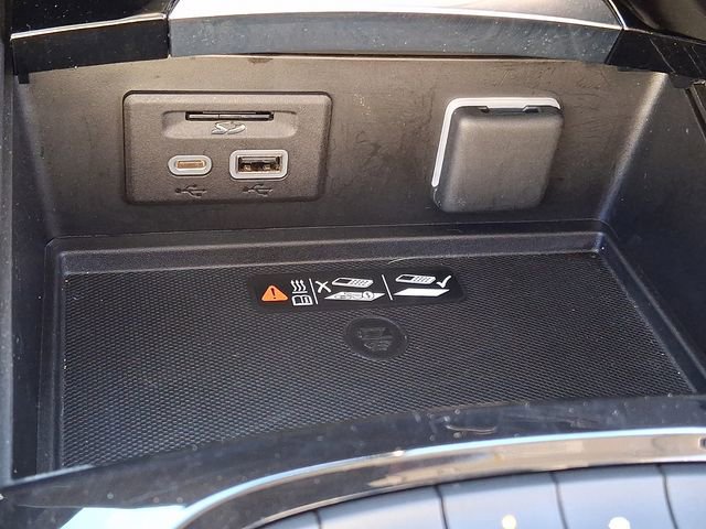 Used 2023 Buick Envision Avenir image 25