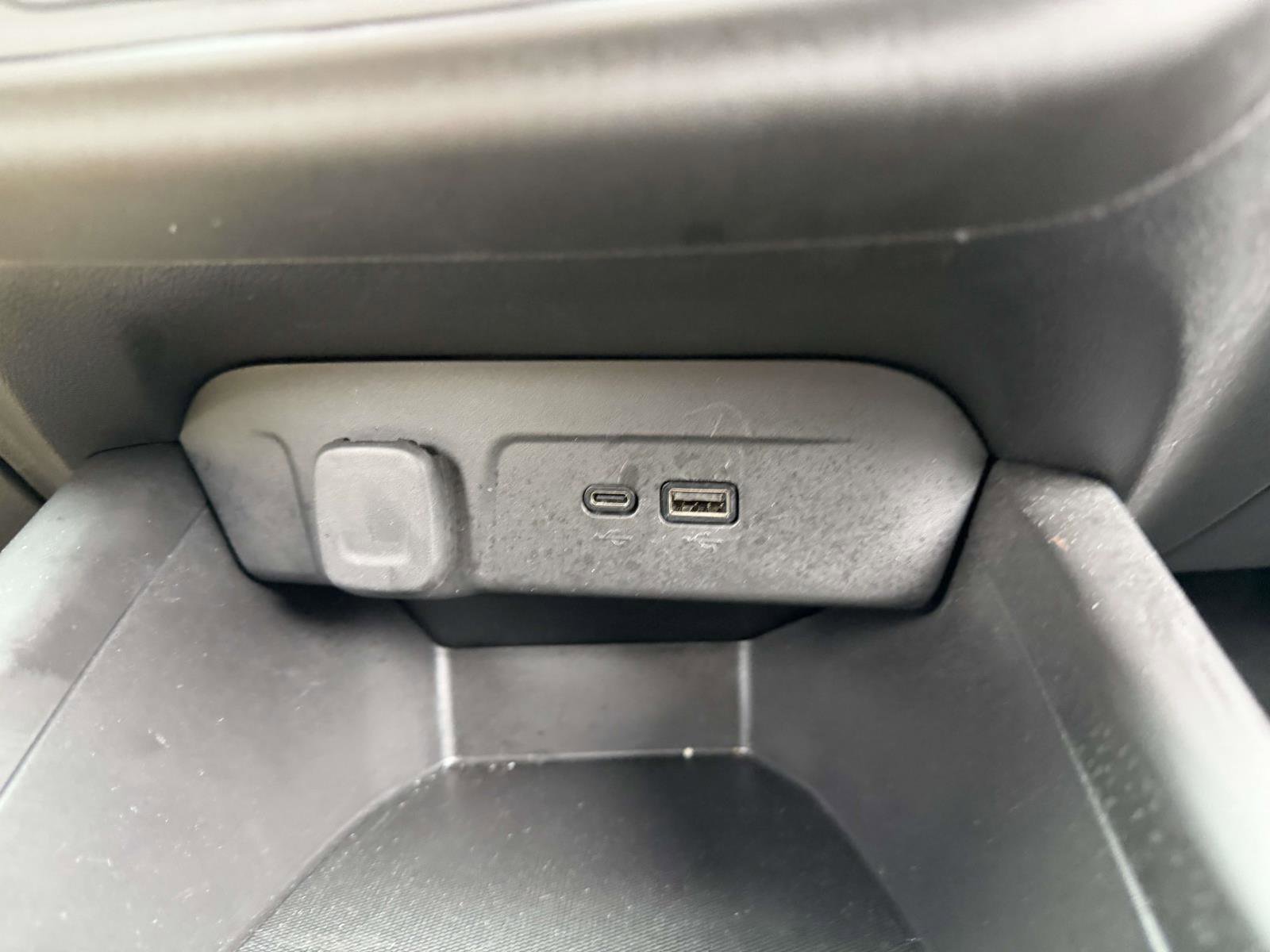 Certified 2024 Chevrolet Trax RS w/ Driver Confidence Package FWD image 20