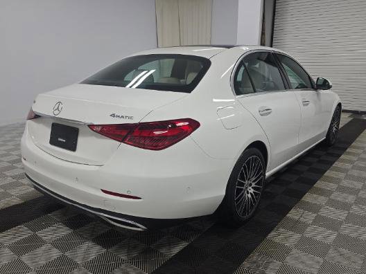 Used 2023 Mercedes-Benz C 300 4MATIC Sedan image 3