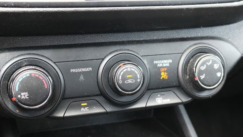 Used 2020 Kia Forte LXS FWD image 9