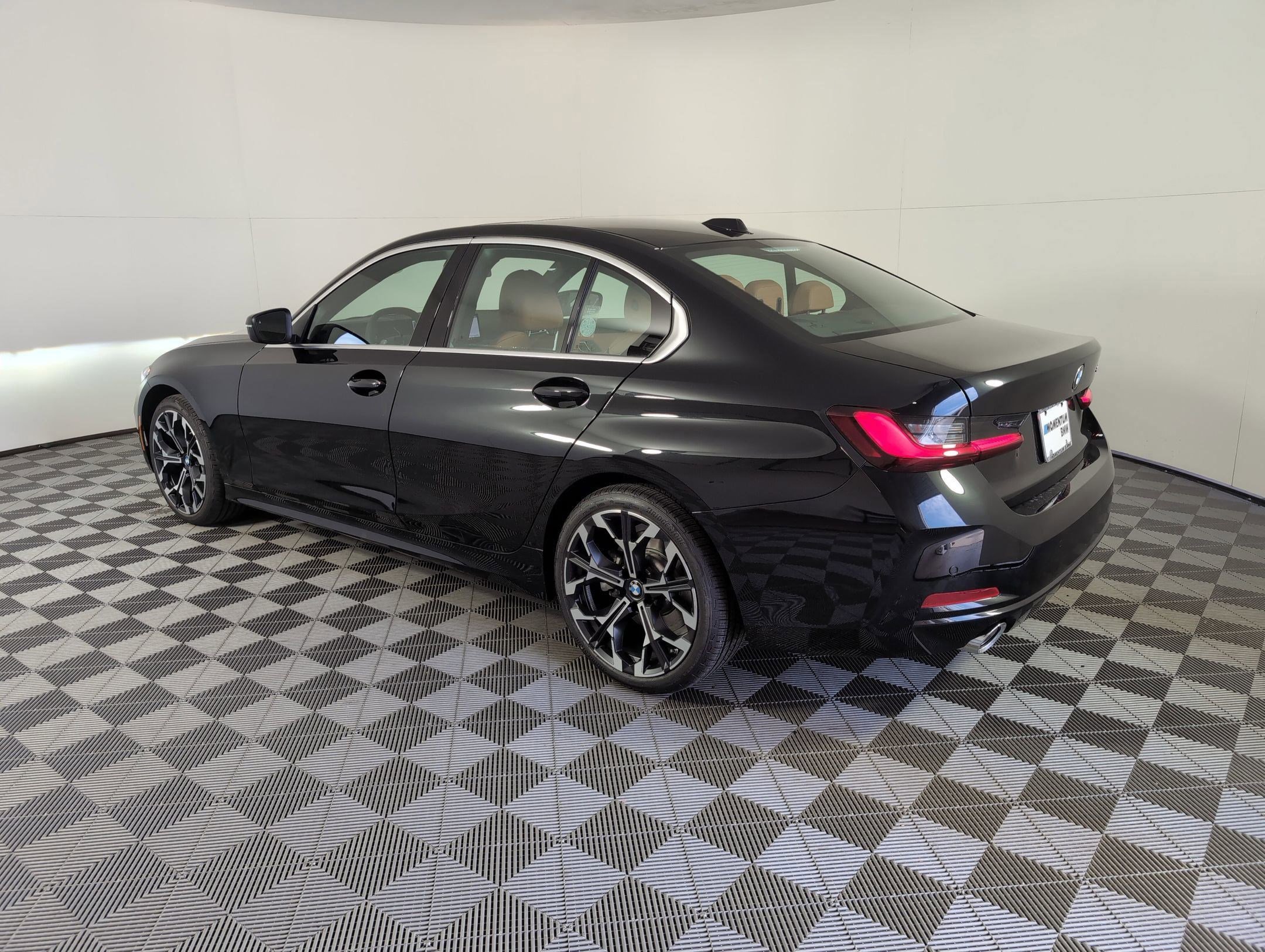 Used 2025 BMW 330i Sedan w/ Convenience Package image 3