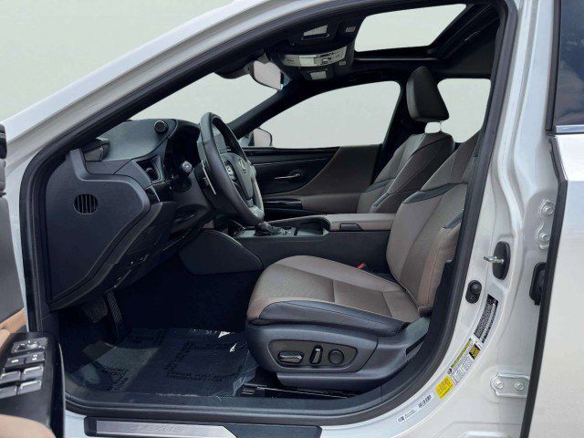 Used 2023 Lexus ES 350 image 17