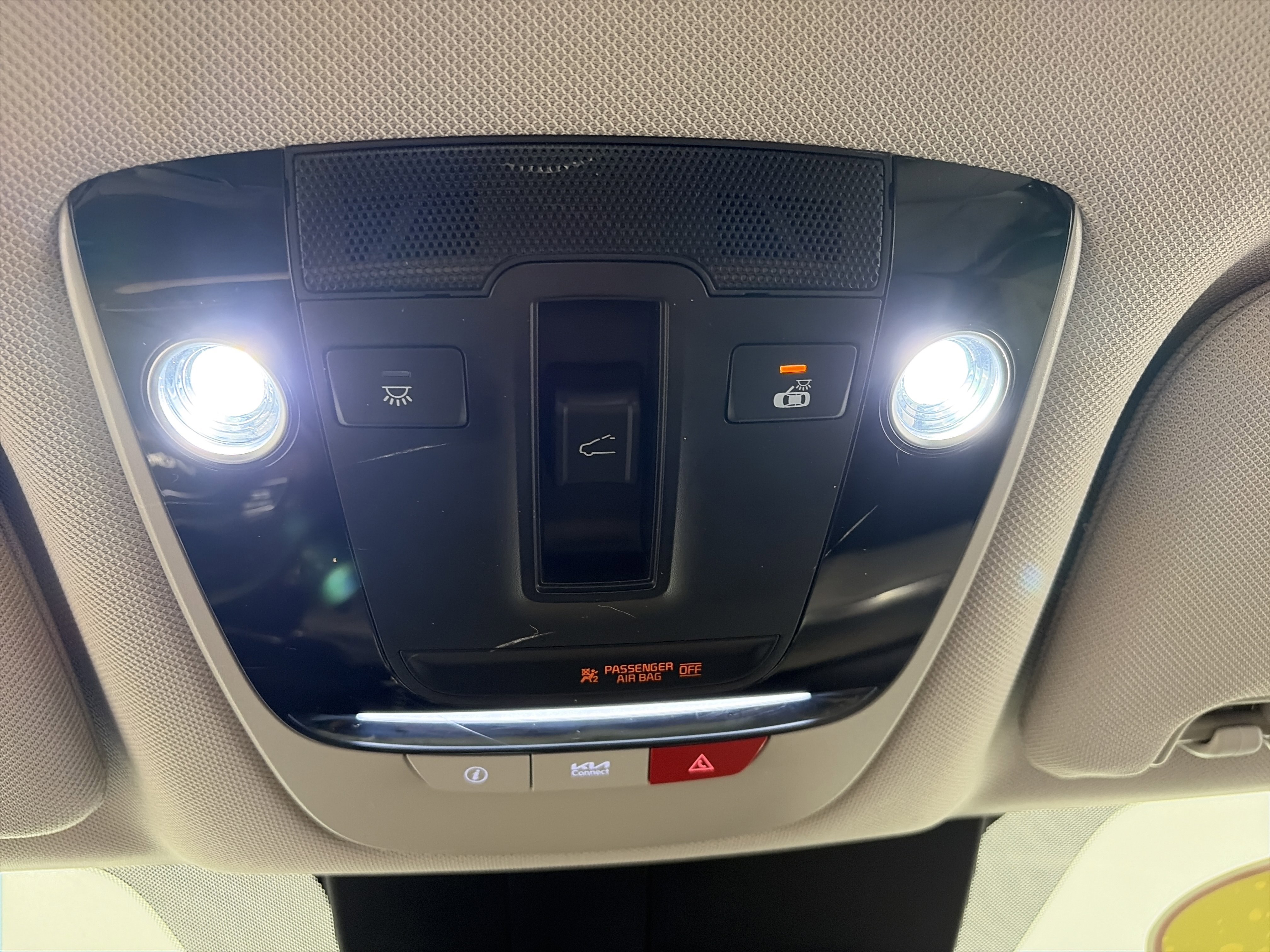 Certified 2023 Kia Sorento SX AWD/4WD image 34