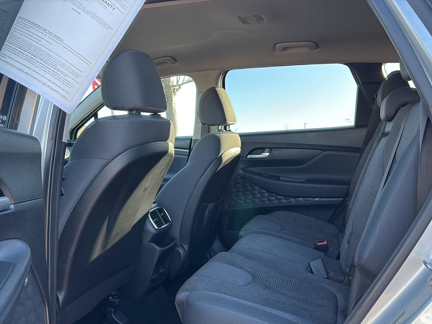 Used 2019 Hyundai Santa Fe SE image 17