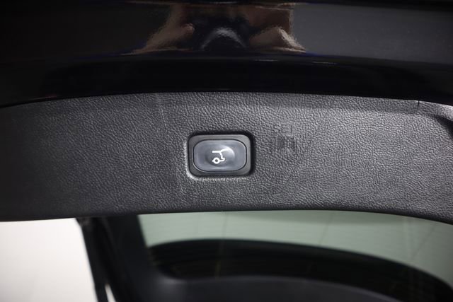 Used 2023 Ford Edge SEL w/ Convenience Package image 55