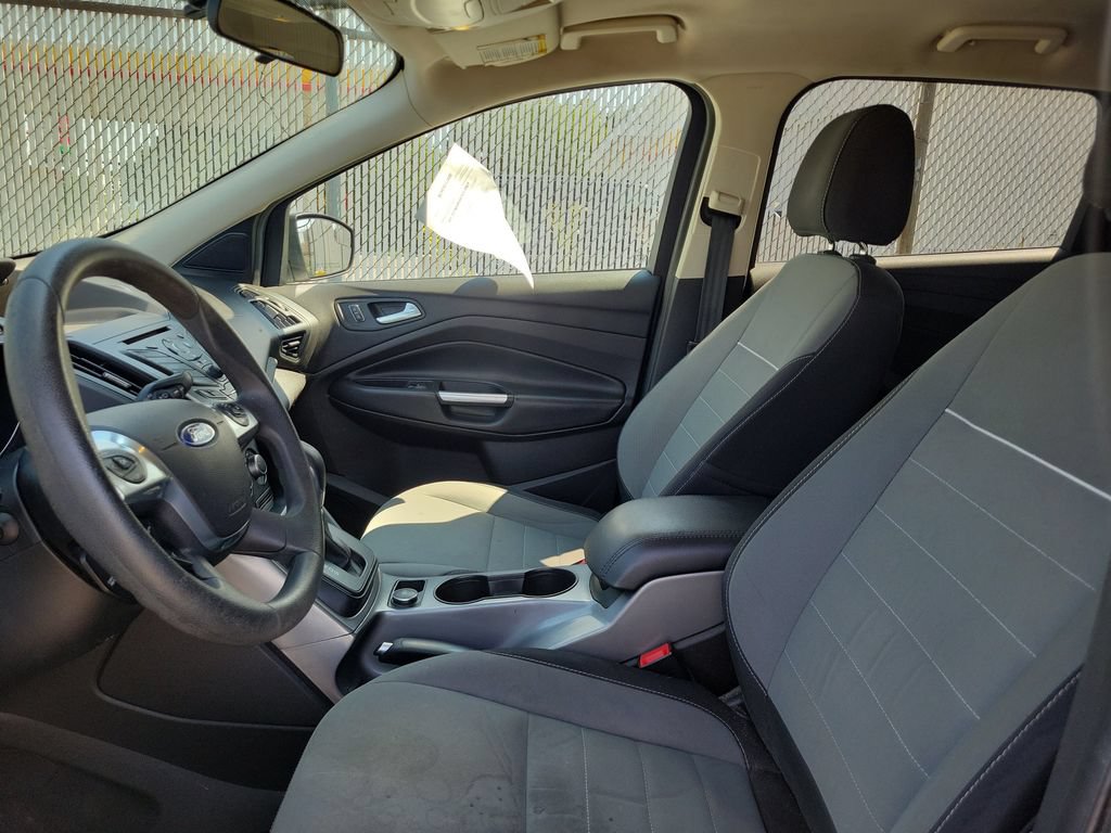 Used 2015 Ford Escape SE FWD image 16