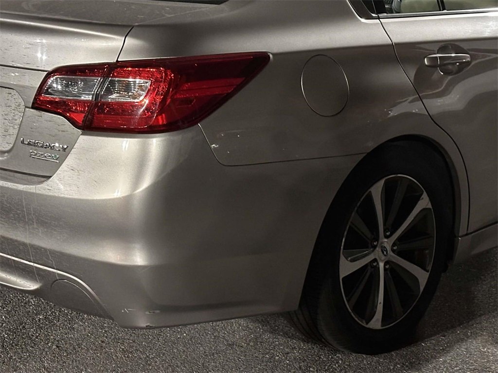 Used 2016 Subaru Legacy 2.5i Limited image 9