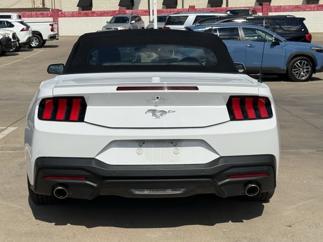 Used 2025 Ford Mustang Premium RWD image 5