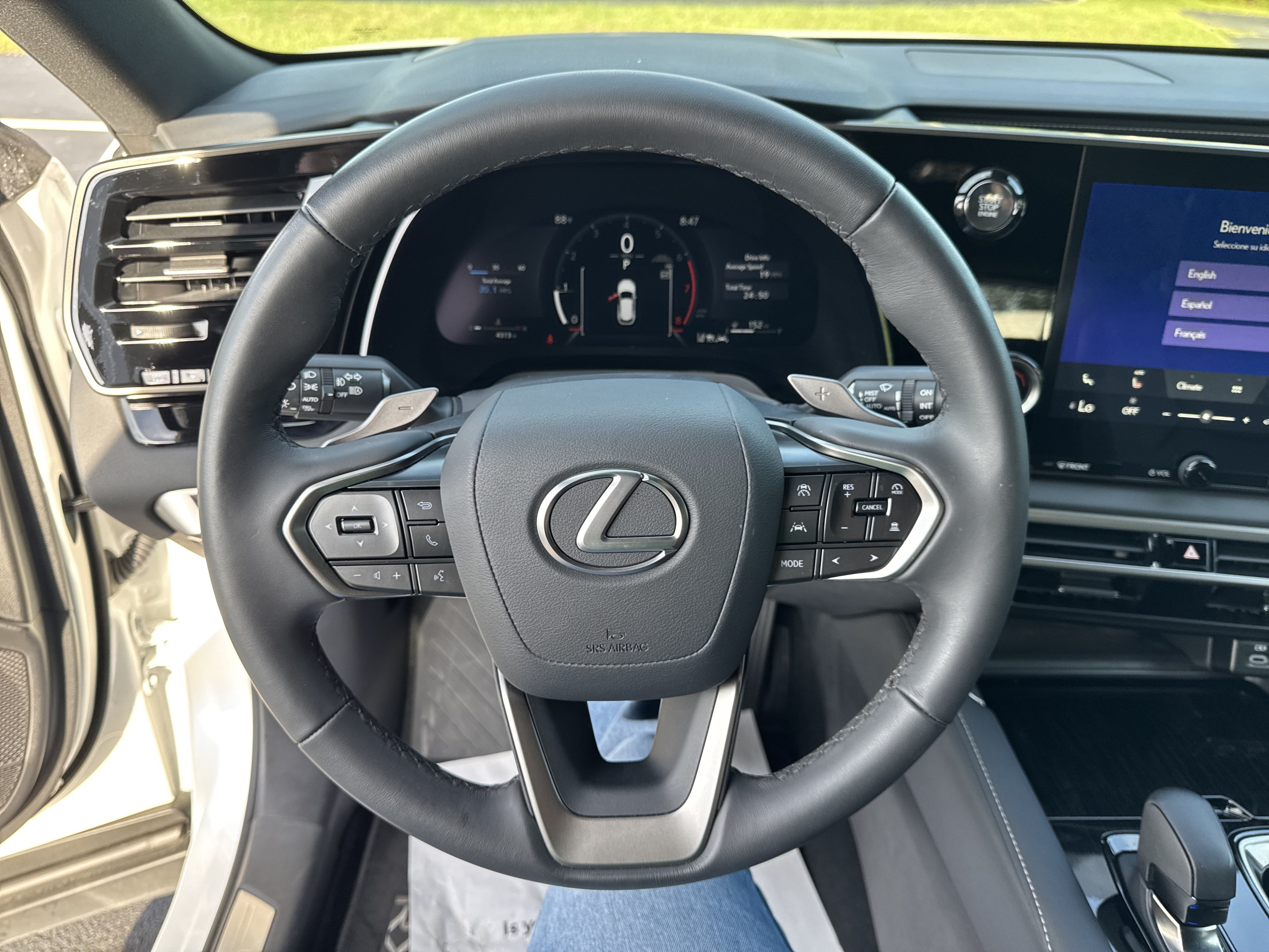 Used 2025 Lexus RX 350 FWD w/ Technology Package image 16