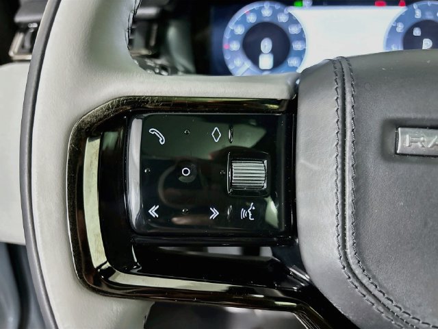 Used 2024 Land Rover Range Rover Velar Dynamic SE AWD/4WD image 10