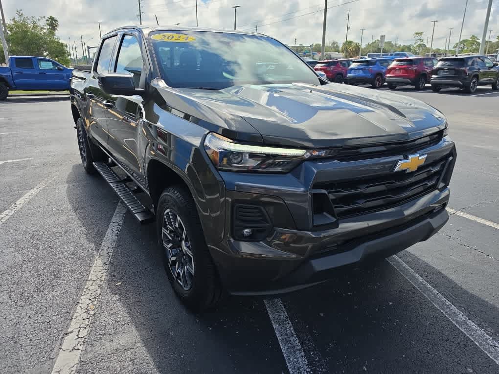 Used 2024 Chevrolet Colorado LT w/ LT Convenience Package III RWD image 7