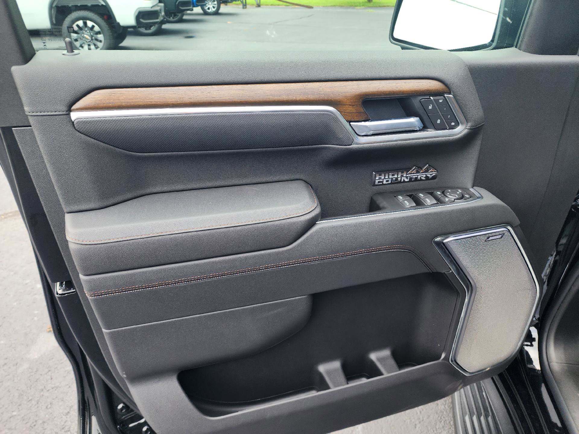 New 2026 Chevrolet Silverado 1500 High Country w/ Technology Package image 18