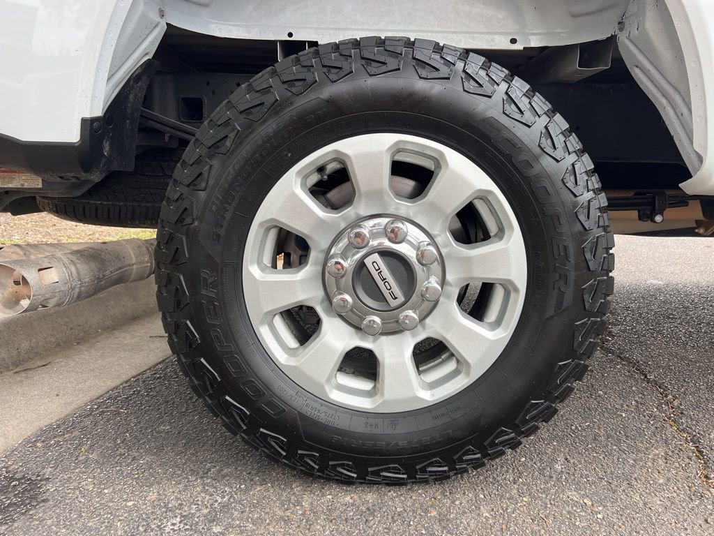 Used 2024 Ford F250 XLT image 9
