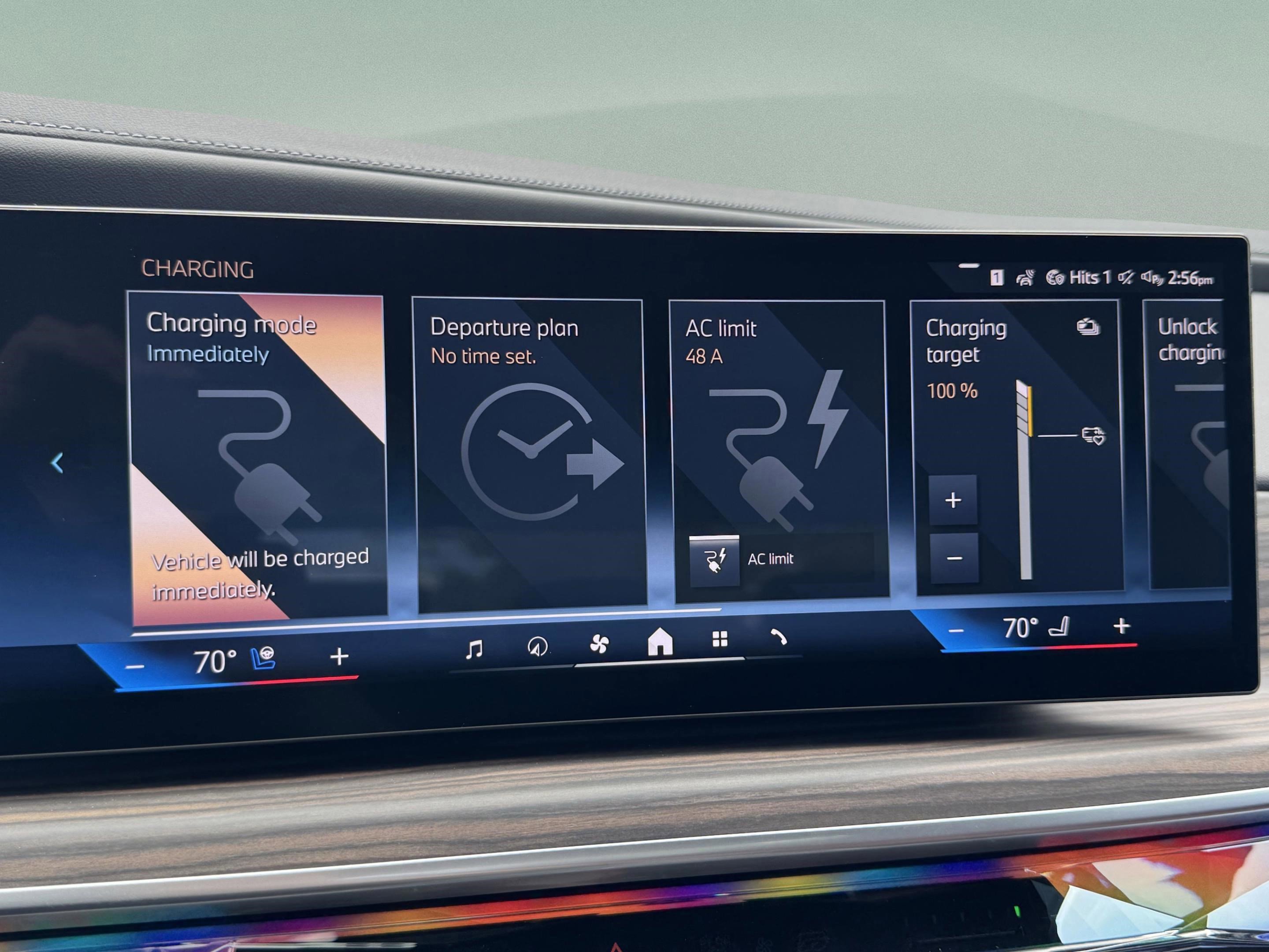 New 2025 BMW i7 xDrive60 w/ Premium Package image 18