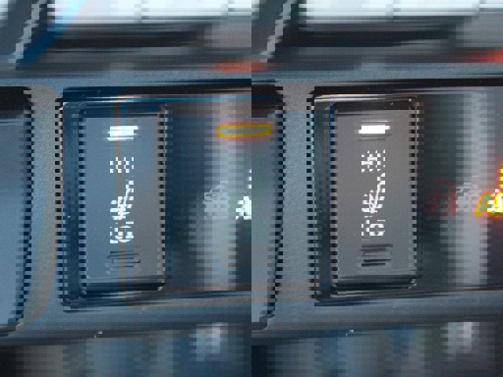 New 2025 Toyota RAV4 XLE image 27