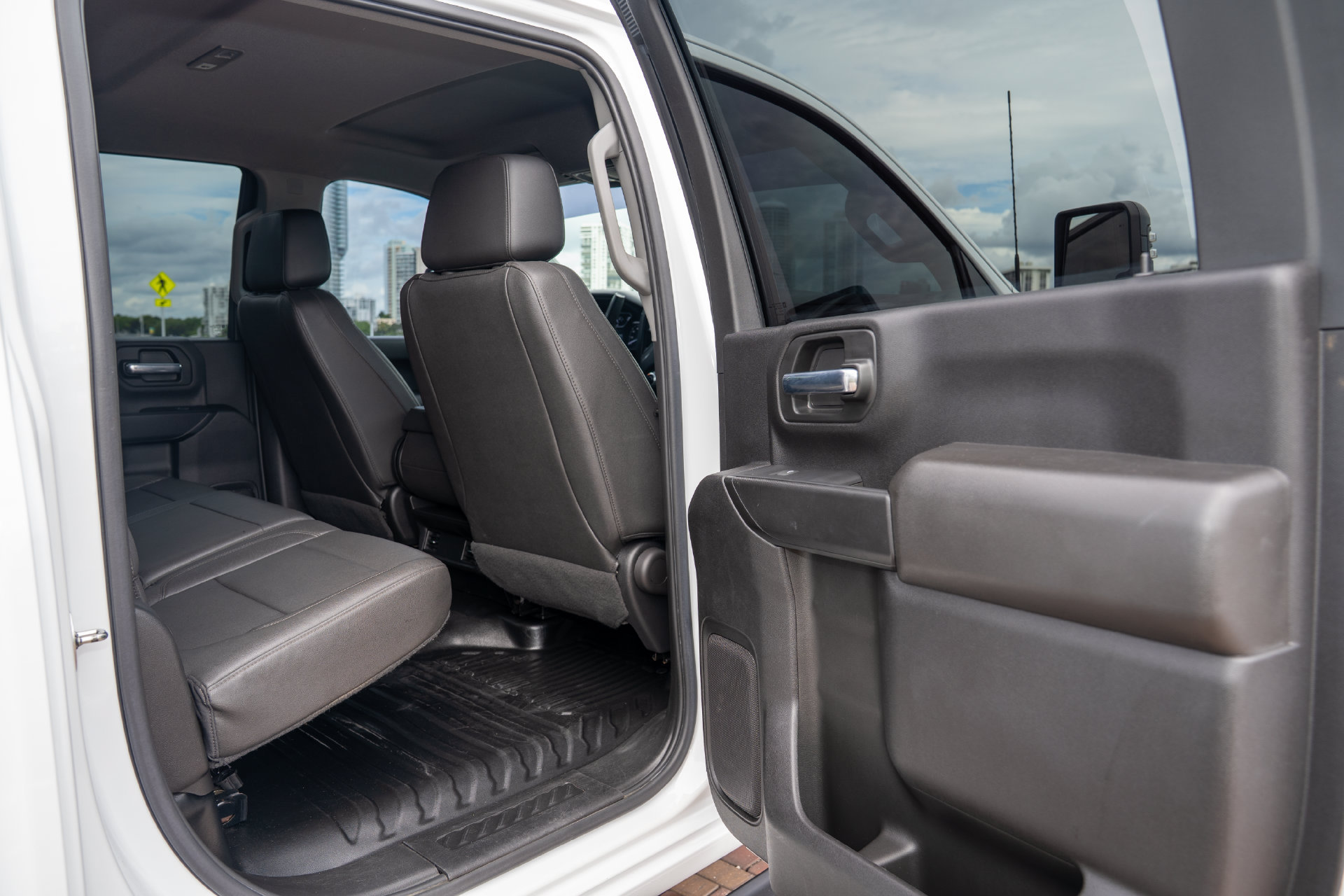 Used 2023 GMC Sierra 2500 Pro w/ Convenience Package AWD/4WD image 24