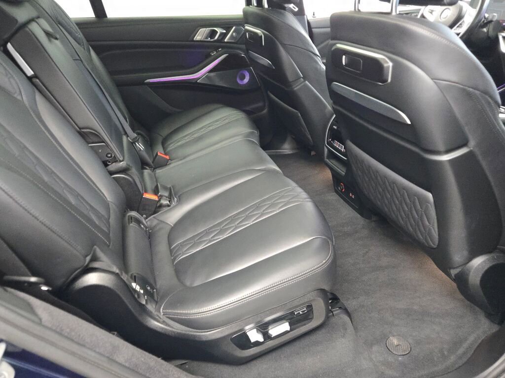 Used 2024 BMW X7 M60i w/ Executive Package image 10