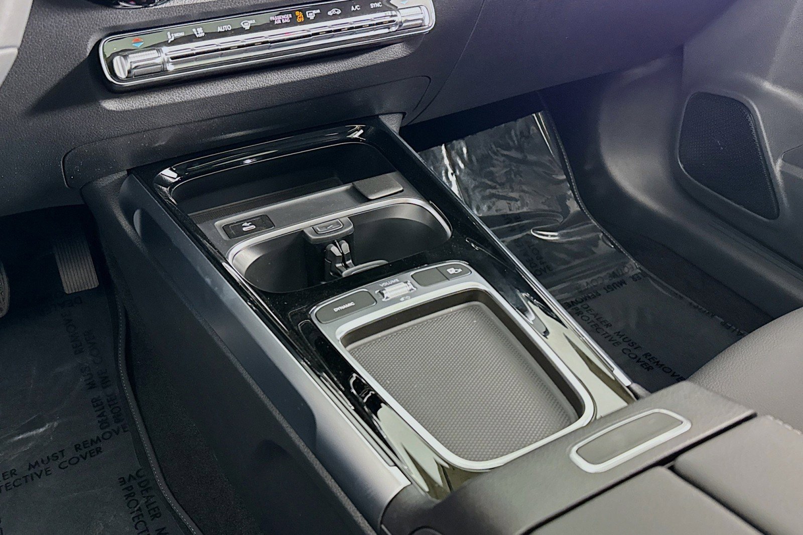 New 2026 Mercedes-Benz GLB 250 image 5