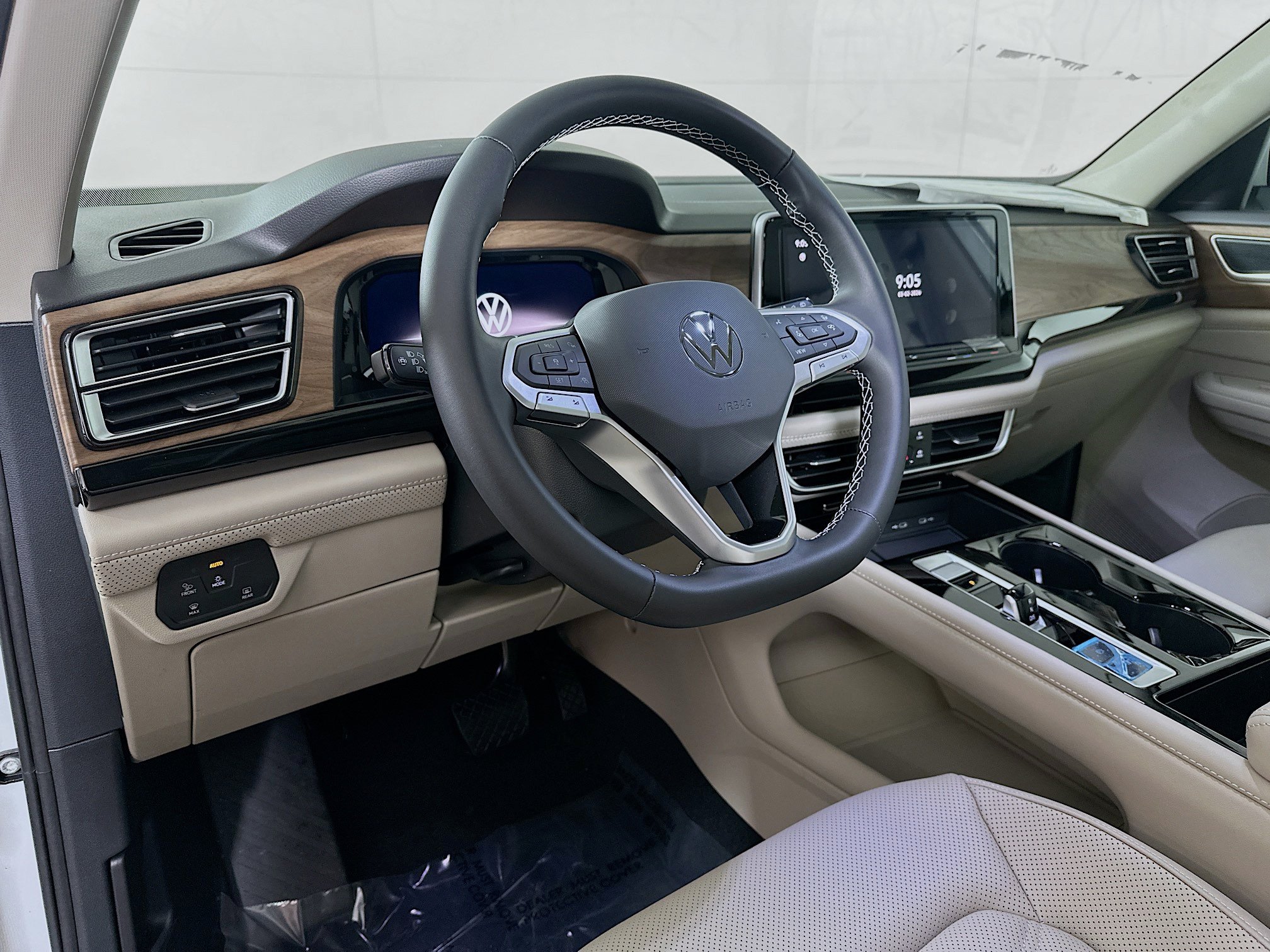 New 2026 Volkswagen Atlas SE AWD/4WD image 9