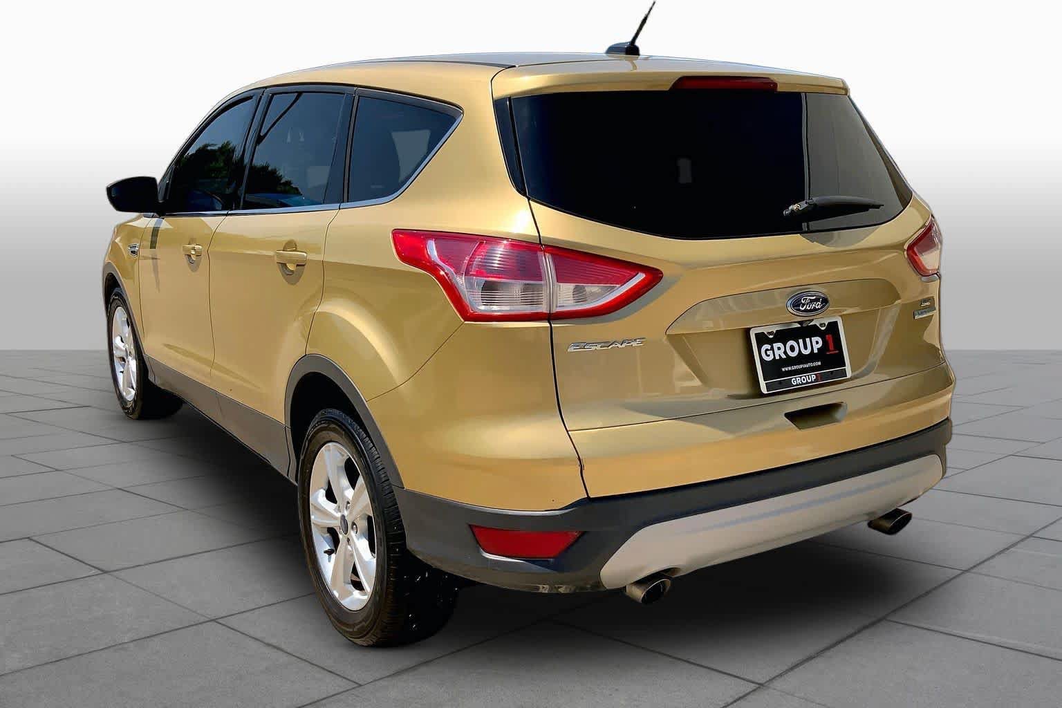 Used 2014 Ford Escape SE FWD image 12
