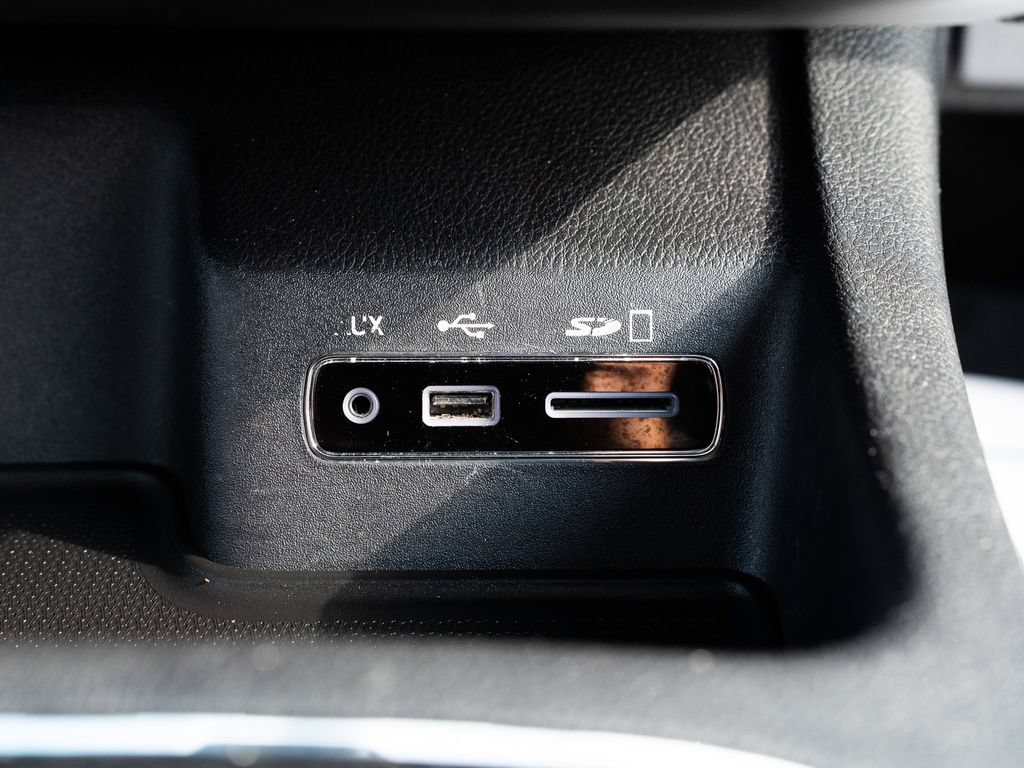 Used 2015 Dodge Durango Limited w/ Premium Group AWD/4WD image 20