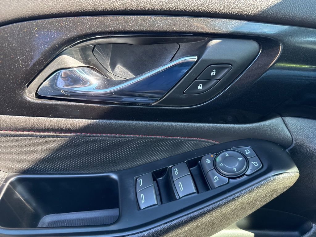 Certified 2023 Chevrolet Traverse RS w/ LPO, Floor Liner Package image 20