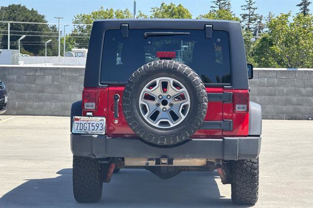 Used 2014 Jeep Wrangler Unlimited Rubicon w/ Connectivity Group AWD/4WD image 4