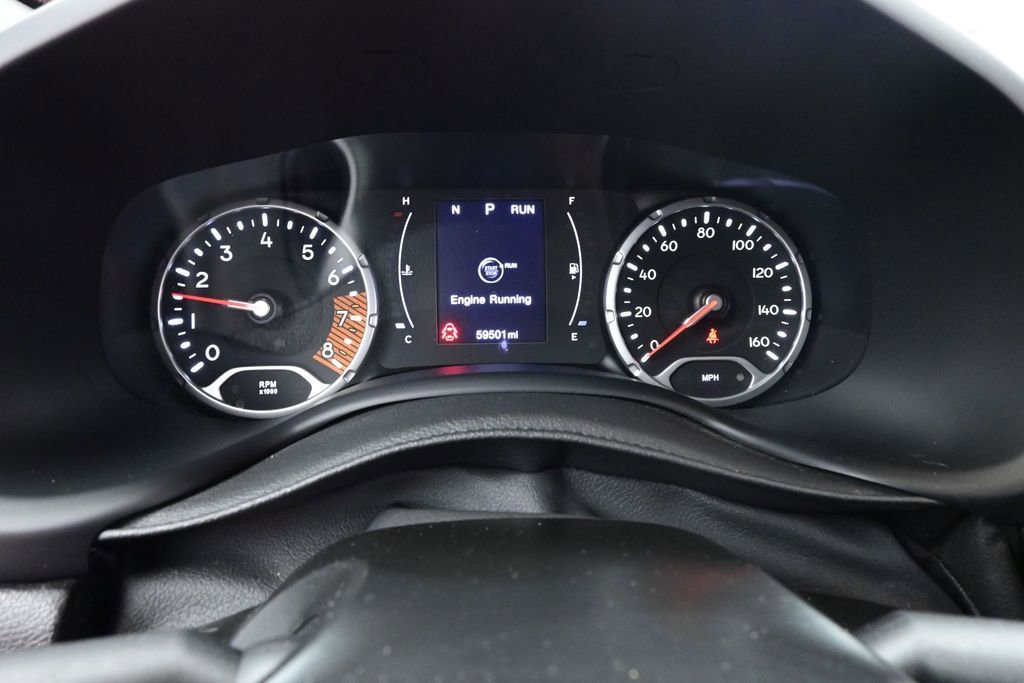 Used 2020 Jeep Renegade Latitude w/ Cold Weather Group AWD/4WD image 31