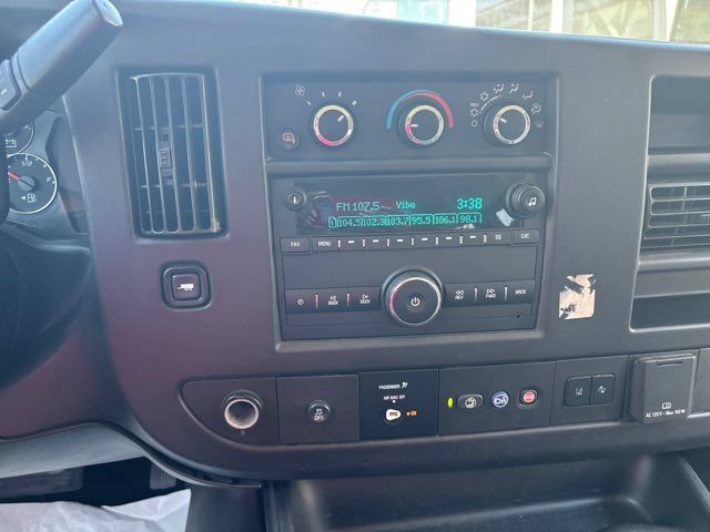 Used 2020 Chevrolet Express 3500 LT w/ LT Preferred Equipment Group RWD image 31