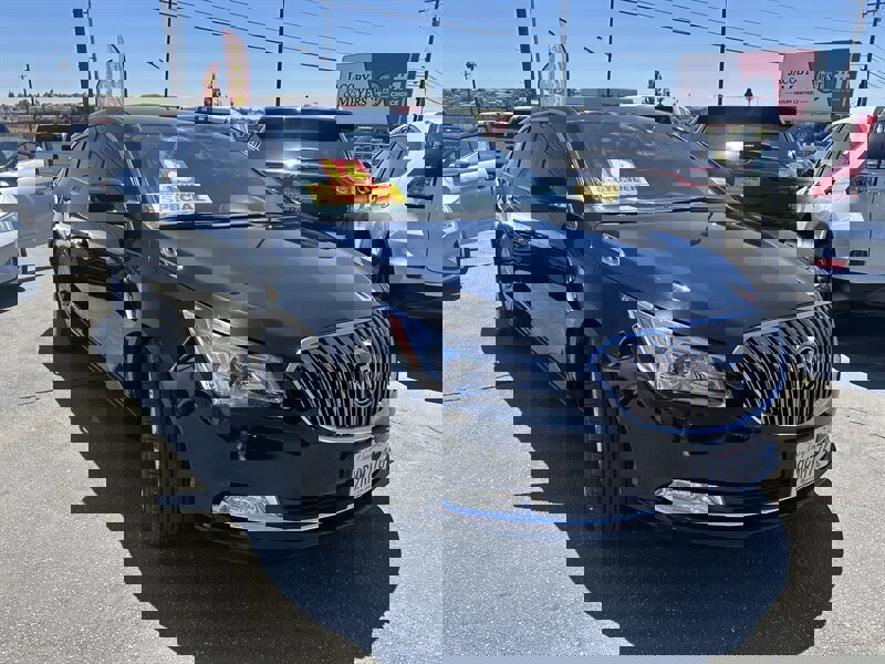 Used 2016 Buick LaCrosse image 9